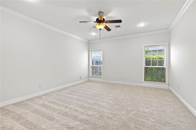 833 E Birwin Street, Fayetteville, AR 72703