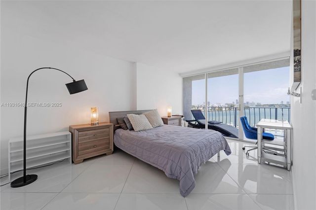 7601 E Treasure Dr 819, North Bay Village, FL 33141