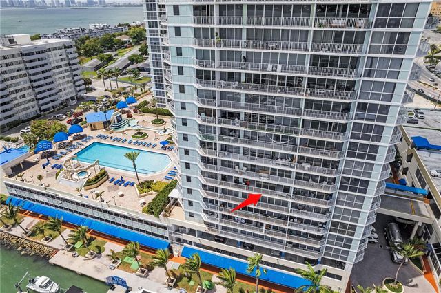 7601 E Treasure Dr 819, North Bay Village, FL 33141