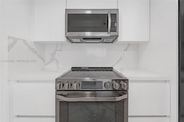 7601 E Treasure Dr 819, North Bay Village, FL 33141