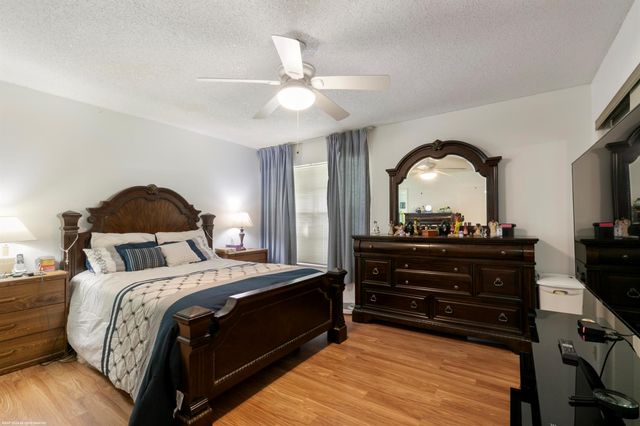 12005 Poinciana Boulevard 205, Royal Palm Beach, FL 33411