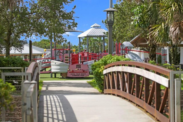 12005 Poinciana Boulevard 205, Royal Palm Beach, FL 33411