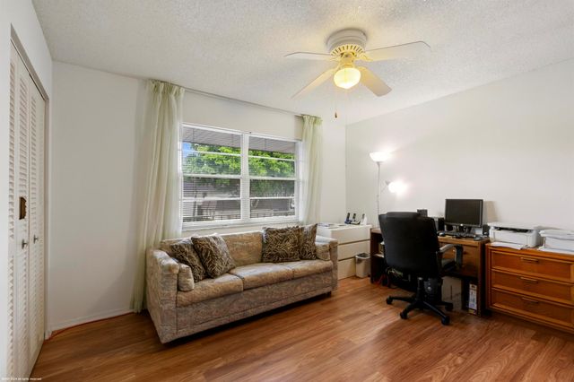 12005 Poinciana Boulevard 205, Royal Palm Beach, FL 33411