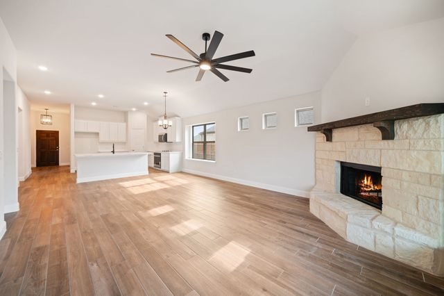 618 Kyle Drive, Tioga, TX 76271