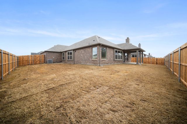 618 Kyle Drive, Tioga, TX 76271