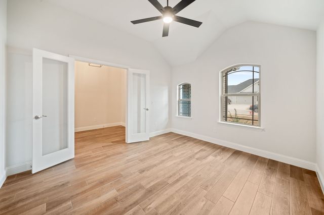 618 Kyle Drive, Tioga, TX 76271