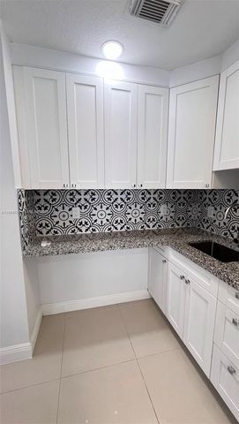 14652 SW 114th Ter A, Miami, FL 33186