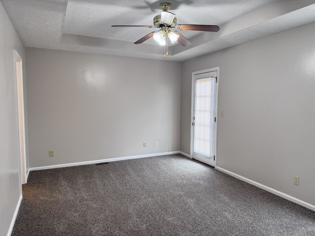 203 Melodie Dr, Clarksville, TN 37043
