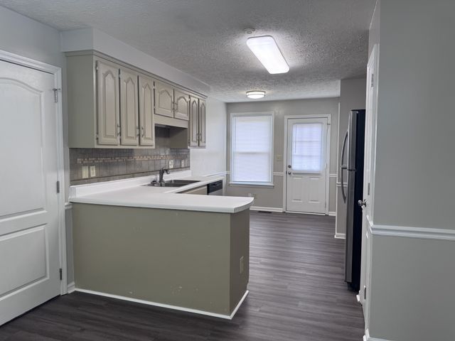 203 Melodie Dr, Clarksville, TN 37043