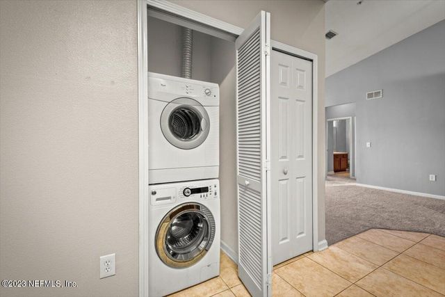 4917 KEY LIME Drive, 302, Jacksonville, FL 32256