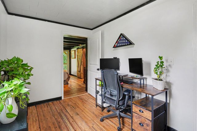 1040 Nosegay Rd, White Bluff, TN 37187