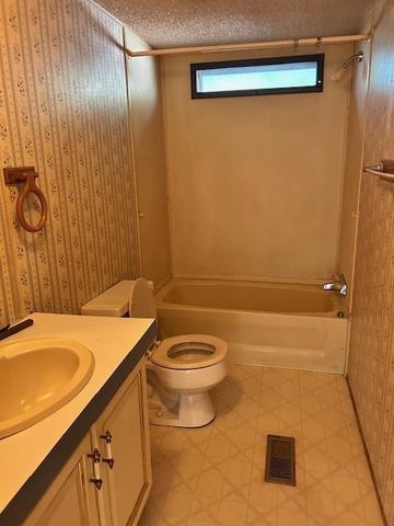 5421 Quail Drive, La Crosse, WI 54601