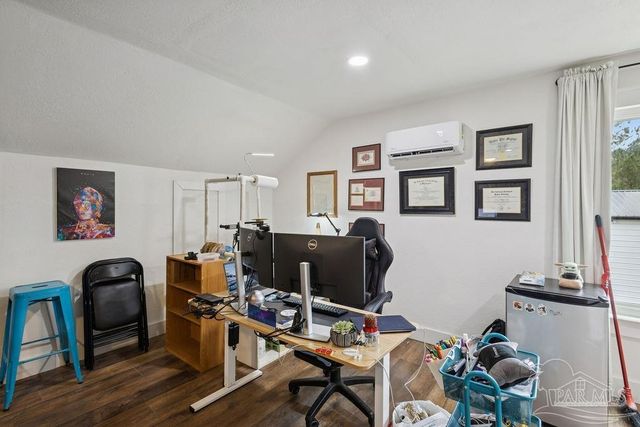 6505 Drayton Hill Way, Pace, FL 32571