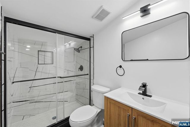82 Grove Street 4, Montclair, NJ 07042
