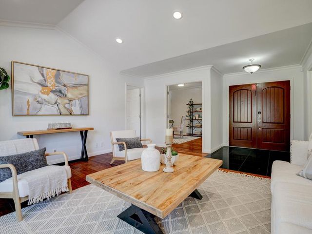 1674 S Stelling Road, Cupertino, CA 95014