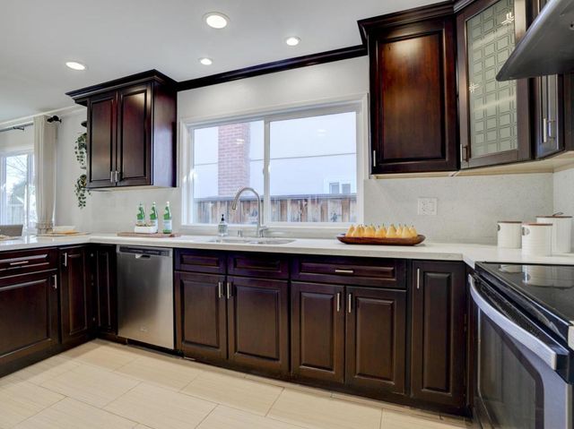 1674 S Stelling Road, Cupertino, CA 95014