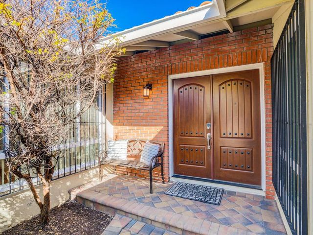 1674 S Stelling Road, Cupertino, CA 95014