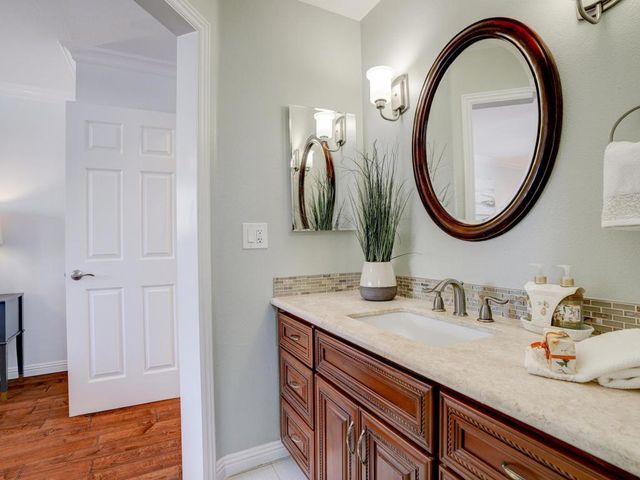 1674 S Stelling Road, Cupertino, CA 95014