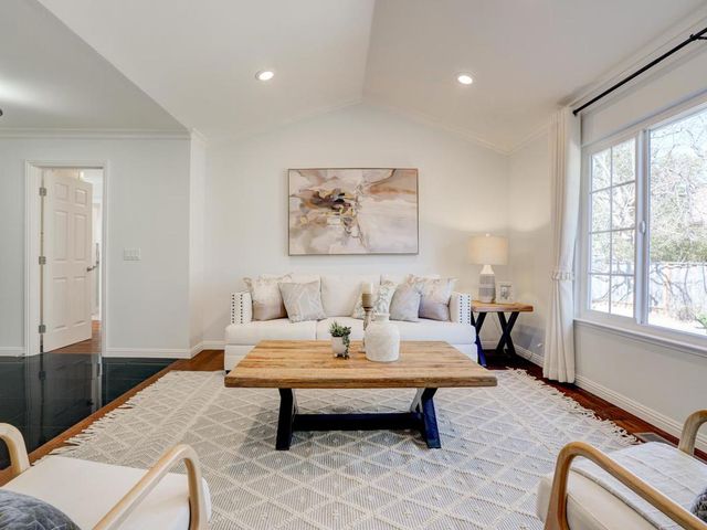 1674 S Stelling Road, Cupertino, CA 95014