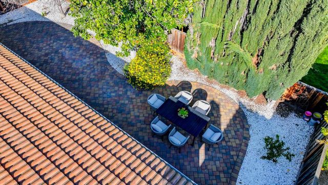 1674 S Stelling Road, Cupertino, CA 95014