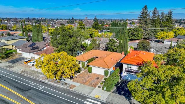 1674 S Stelling Road, Cupertino, CA 95014