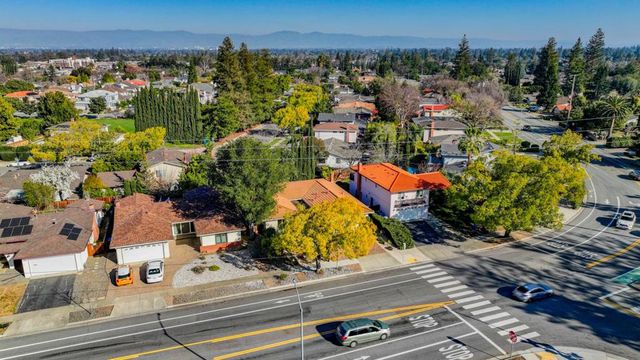1674 S Stelling Road, Cupertino, CA 95014