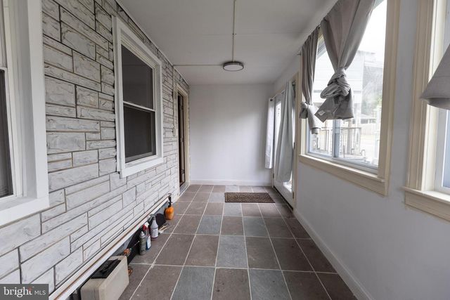 103 MARKET ST, Port Carbon, PA 17965