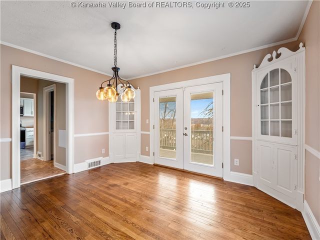 811 Vogel Drive, Charleston, WV 25302