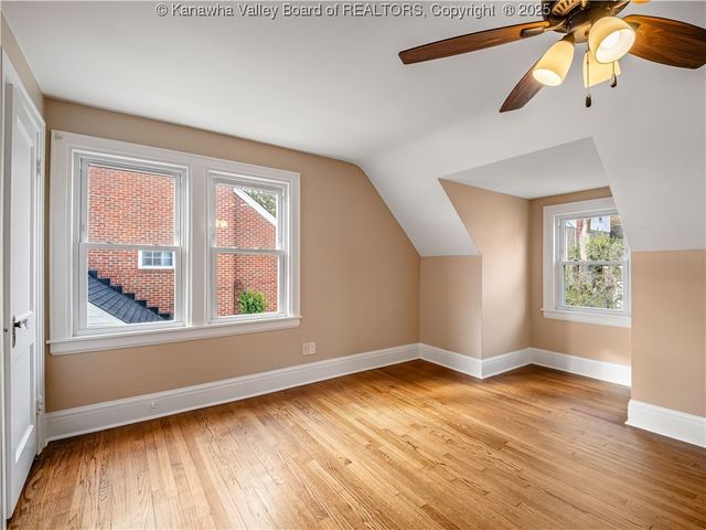 811 Vogel Drive, Charleston, WV 25302