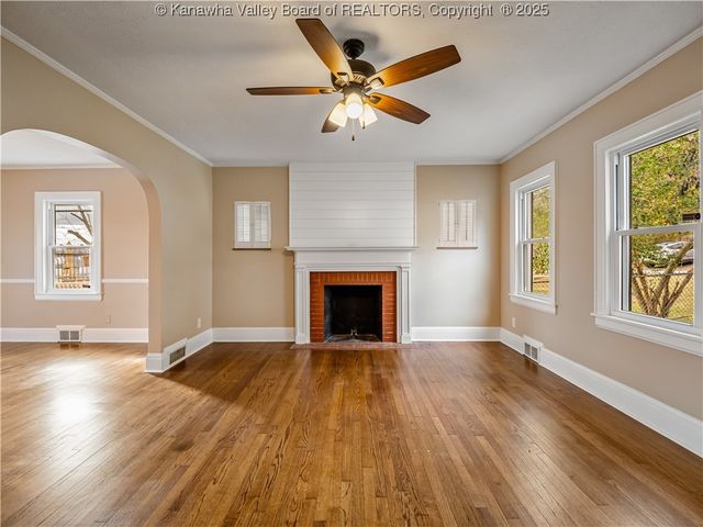 811 Vogel Drive, Charleston, WV 25302