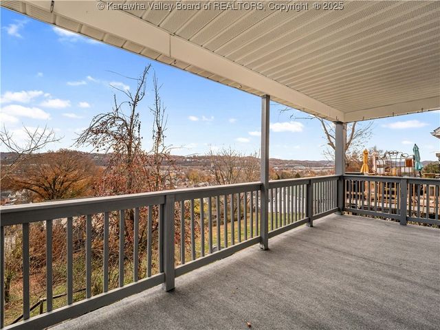 811 Vogel Drive, Charleston, WV 25302