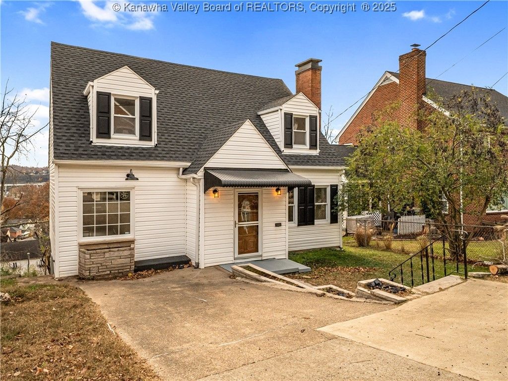 811 Vogel Drive, Charleston, WV 25302