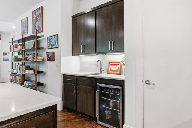 6908 Chantilly Court, Dallas, TX 75214