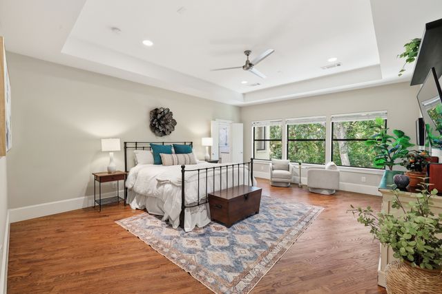 6908 Chantilly Court, Dallas, TX 75214