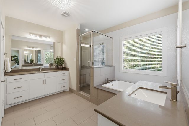 6908 Chantilly Court, Dallas, TX 75214
