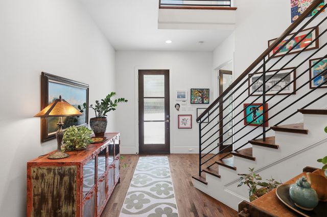 6908 Chantilly Court, Dallas, TX 75214
