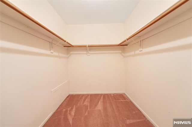 22 Peach Hill Court, Ramsey, NJ 07446