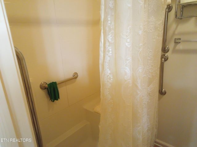 354 Lake Catherine Lane, Crossville, TN 38558