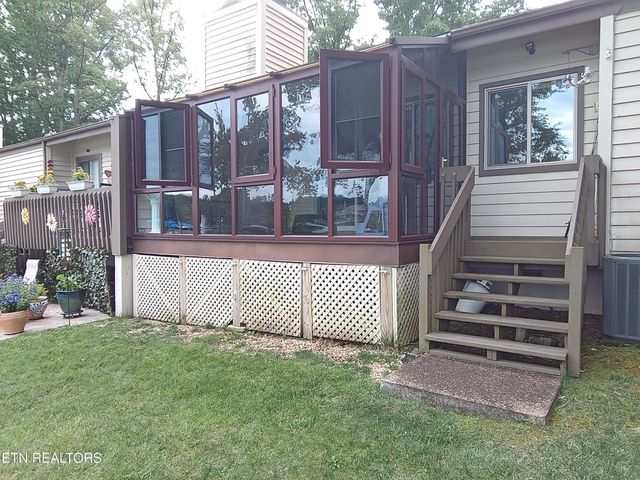 354 Lake Catherine Lane, Crossville, TN 38558