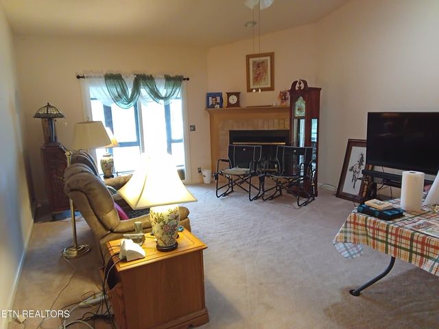 354 Lake Catherine Lane, Crossville, TN 38558