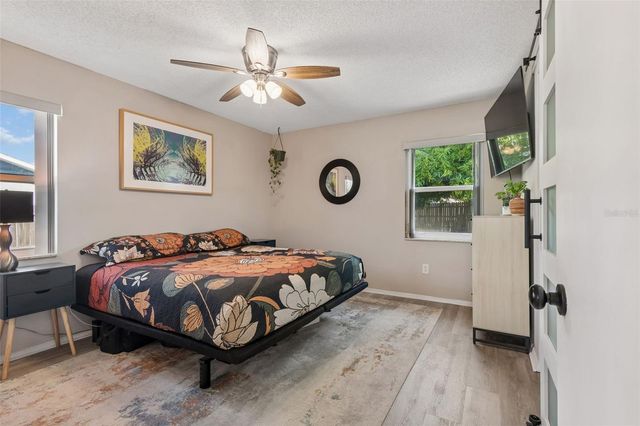 4185 WHITING DRIVE SE, St Petersburg, FL 33705