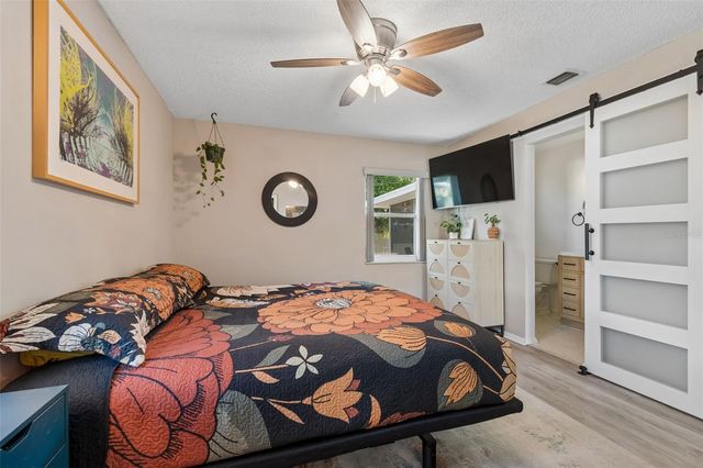 4185 WHITING DRIVE SE, St Petersburg, FL 33705