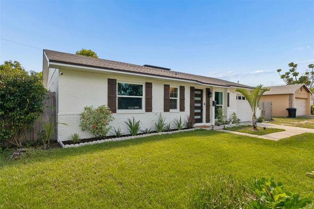 4185 WHITING DRIVE SE, St Petersburg, FL 33705