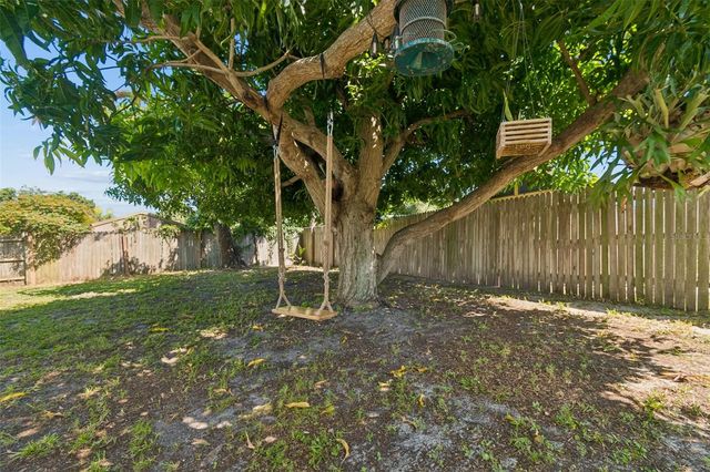 4185 WHITING DRIVE SE, St Petersburg, FL 33705
