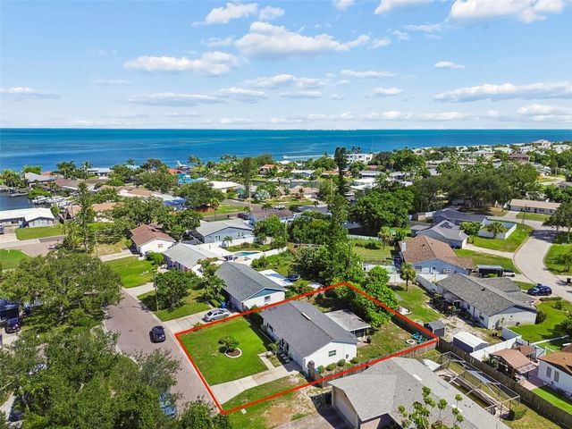 4185 WHITING DRIVE SE, St Petersburg, FL 33705