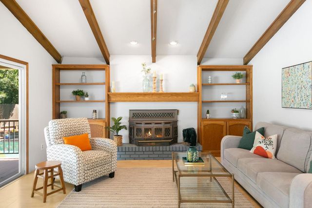 104 Oak Rim Way, Folsom, CA 95630