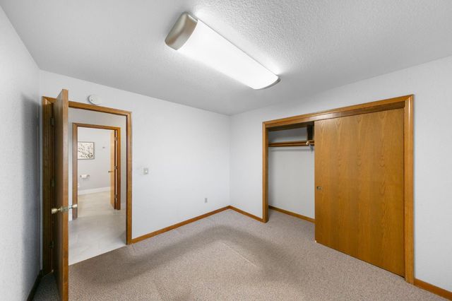 104 Oak Rim Way, Folsom, CA 95630