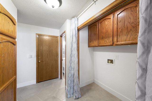 104 Oak Rim Way, Folsom, CA 95630