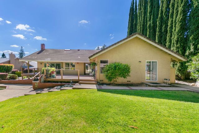 104 Oak Rim Way, Folsom, CA 95630