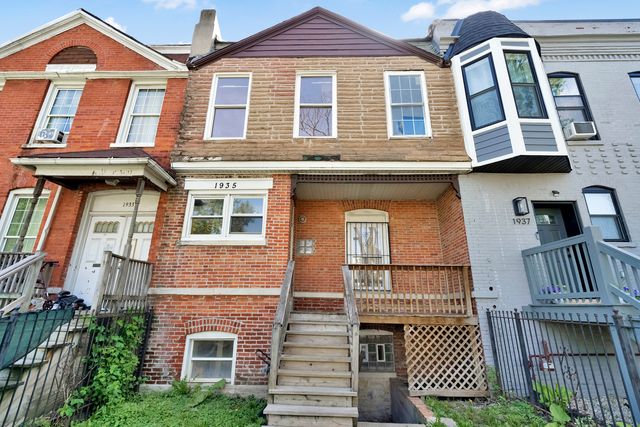 1935 S Christiana Avenue, Chicago, IL 60623